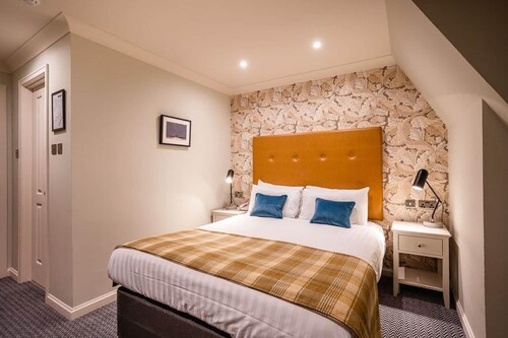 The Ballachulish Hotel Екстериор снимка